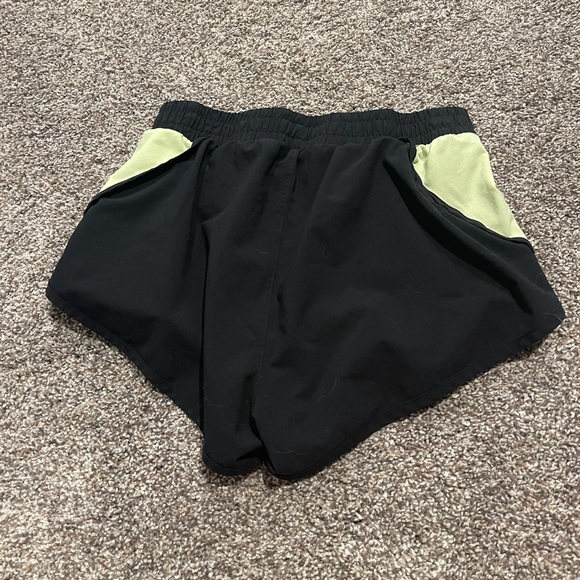 UA shorts size small - Picture 2 of 2